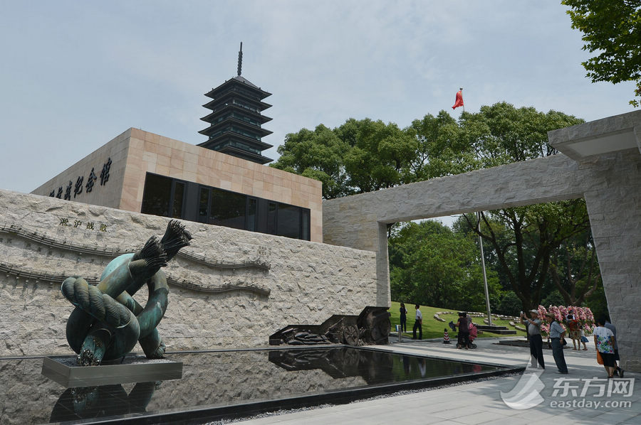 上海淞滬抗戦記念館が１３日、開放