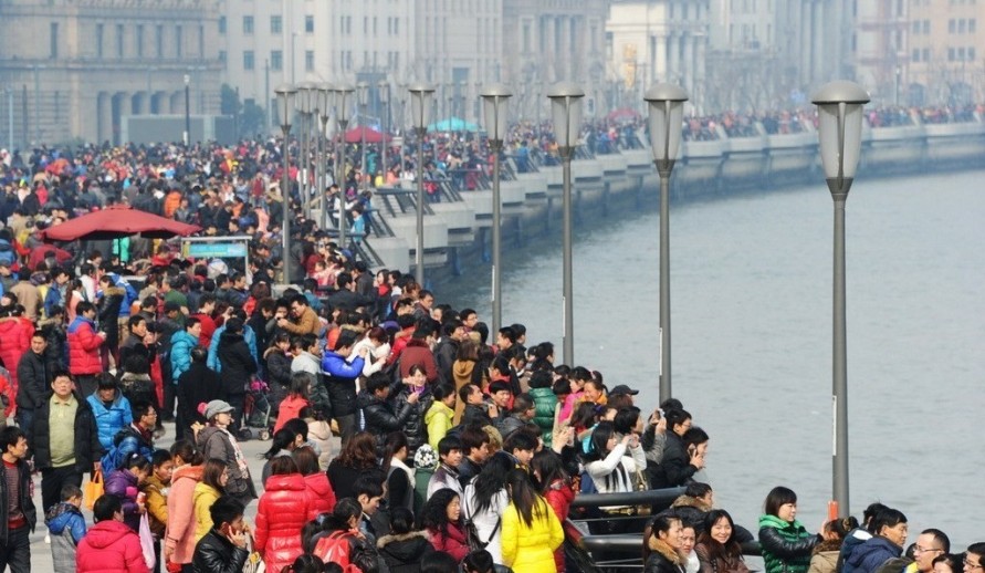 春節連休４日間、観光客２３５万人が上海を訪ね