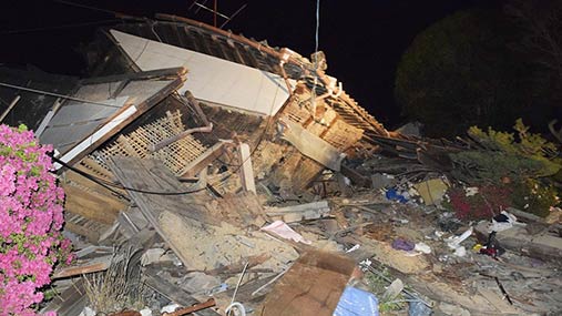 日本の熊本県でM６．５地震が　９人死亡　900人負傷に