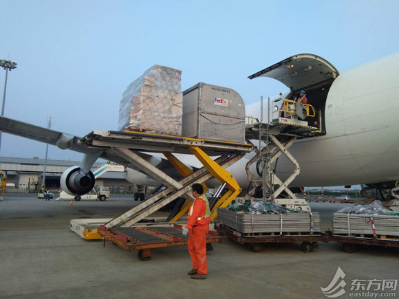 中国国際輸入博覧会ニュース速報：「空飛ぶ車」エアロモービルが上海に到着
