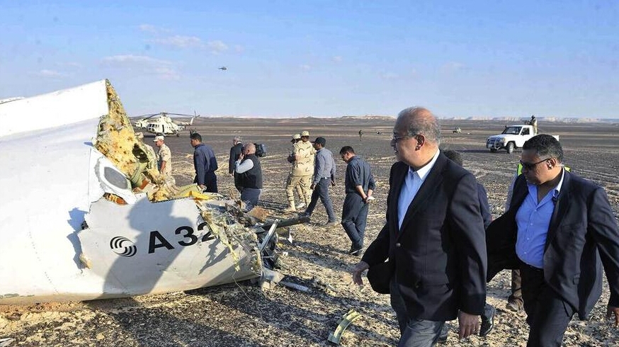 ロシア旅客機が墜落、現場写真は披露